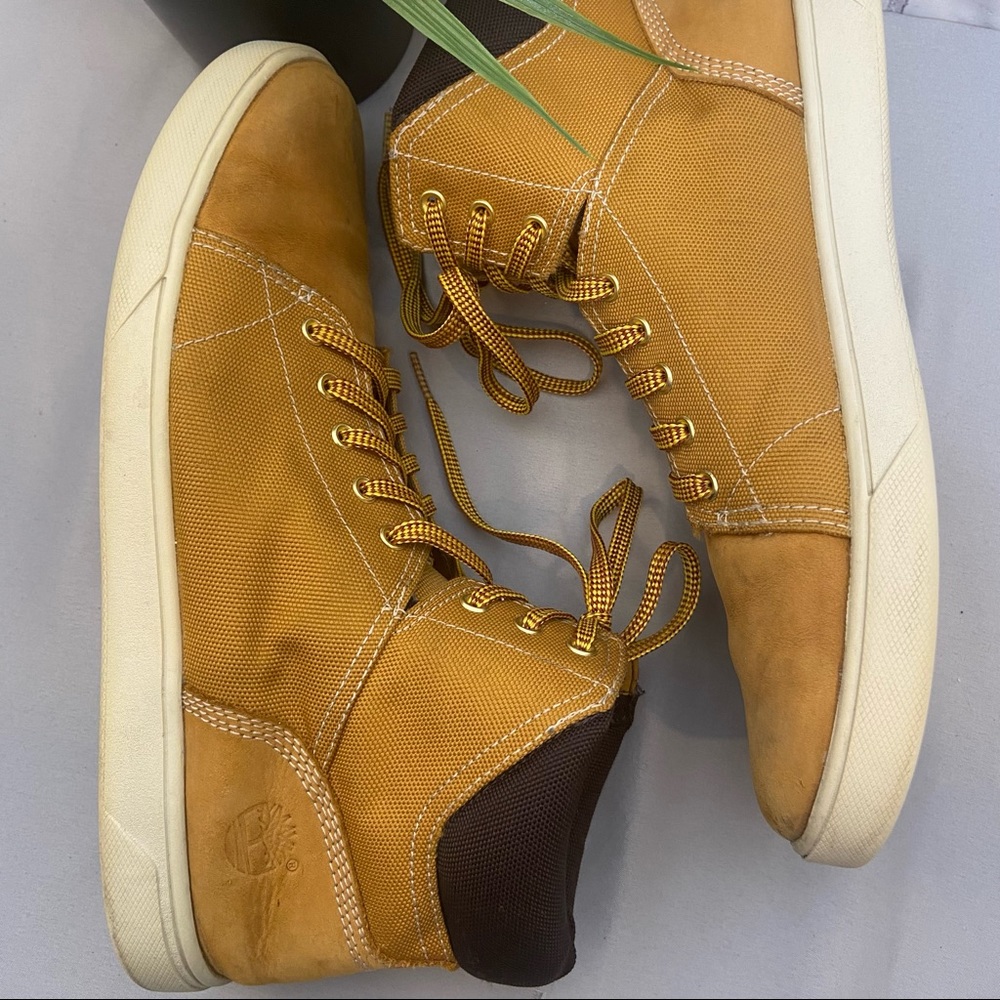 Timberland Men's Wheat Chukka Boots - Picture 10 of 12